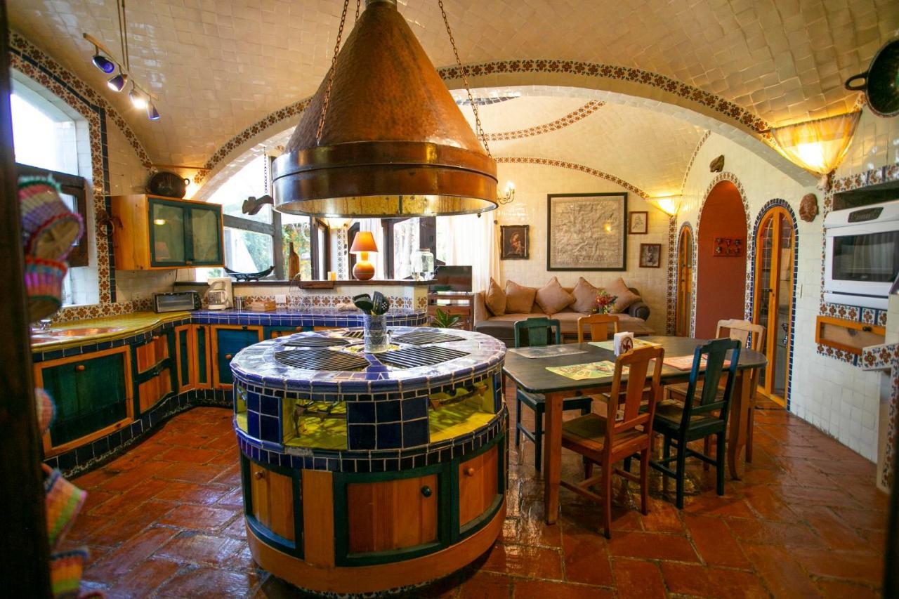 Majikal B&B - Santa Clara Чолула Экстерьер фото